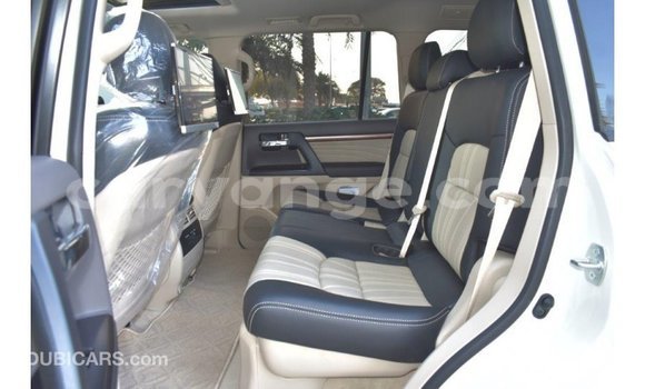 Buy Import Toyota Land Cruiser White Car in Import - Dubai in Namibia Buy Import Toyota Land Cruiser White Car in Import - Dubai in Namibia