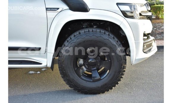 Buy Import Toyota Land Cruiser White Car in Import - Dubai in Namibia Buy Import Toyota Land Cruiser White Car in Import - Dubai in Namibia