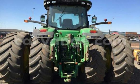 Acheter Occasion Utilitaire Caterpillar 120 Vert à Karasburg, Karas Acheter Occasion Utilitaire Caterpillar 120 Vert à Karasburg, Karas