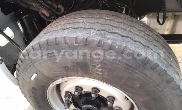 Buy Used Caterpillar 120 White Truck in Grootfontein in Namibia Buy Used Caterpillar 120 White Truck in Grootfontein in Namibia