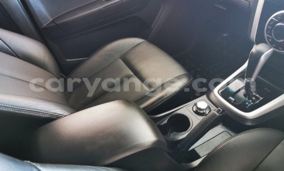 Acheter Occasion Voiture Isuzu KB Bleu à Grootfontein, Namibie Acheter Occasion Voiture Isuzu KB Bleu à Grootfontein, Namibie