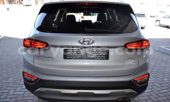 Buy Used Hyundai Santa Fe Silver Car in Karasburg in Karas Buy Used Hyundai Santa Fe Silver Car in Karasburg in Karas