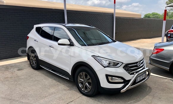 Acheter Occasion Voiture Hyundai Santa Fe Blanc à Karibib, Erongo Acheter Occasion Voiture Hyundai Santa Fe Blanc à Karibib, Erongo