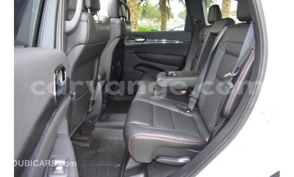 Buy Import Jeep Grand Cherokee White Car in Import - Dubai in Namibia Buy Import Jeep Grand Cherokee White Car in Import - Dubai in Namibia