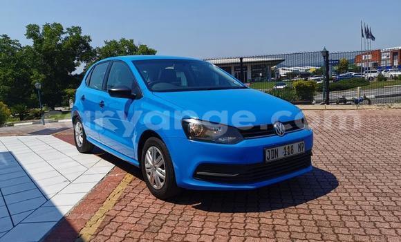 Acheter Occasion Voiture Volkswagen Polo Bleu à Windhoek, Namibie Acheter Occasion Voiture Volkswagen Polo Bleu à Windhoek, Namibie