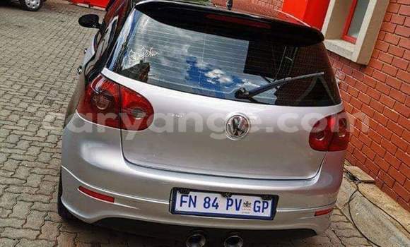 Acheter Occasion Voiture Volkswagen Golf Gris à Windhoek, Namibie Acheter Occasion Voiture Volkswagen Golf Gris à Windhoek, Namibie