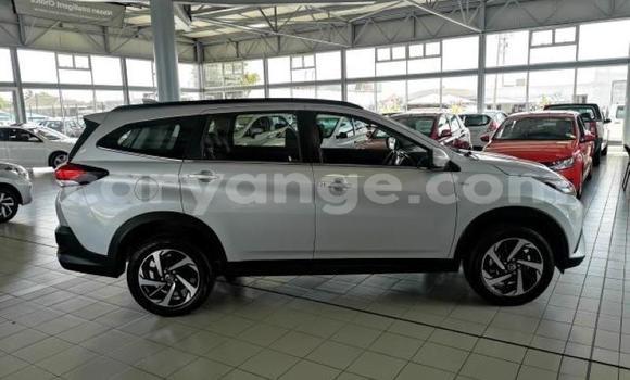 Acheter Occasion Voiture Toyota Rush Gris à Windhoek, Namibie Acheter Occasion Voiture Toyota Rush Gris à Windhoek, Namibie