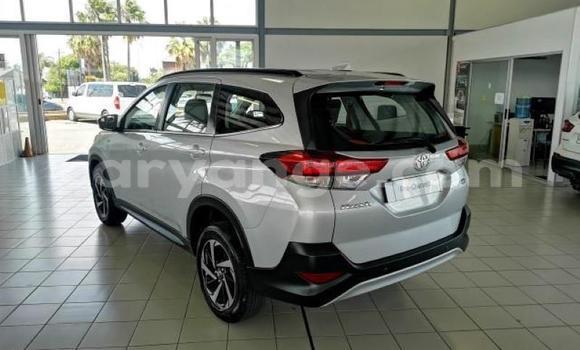 Acheter Occasion Voiture Toyota Rush Gris à Windhoek, Namibie Acheter Occasion Voiture Toyota Rush Gris à Windhoek, Namibie