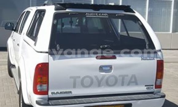 Buy Used Toyota Hilux White Car in Windhoek in Namibia Buy Used Toyota Hilux White Car in Windhoek in Namibia