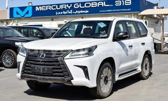 Acheter Import Voiture Lexus LX Blanc à Import - Dubai, Namibie Acheter Import Voiture Lexus LX Blanc à Import - Dubai, Namibie