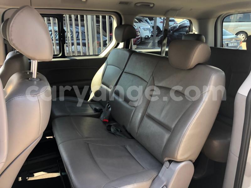 Big with watermark hyundai h1 namibia windhoek 12298