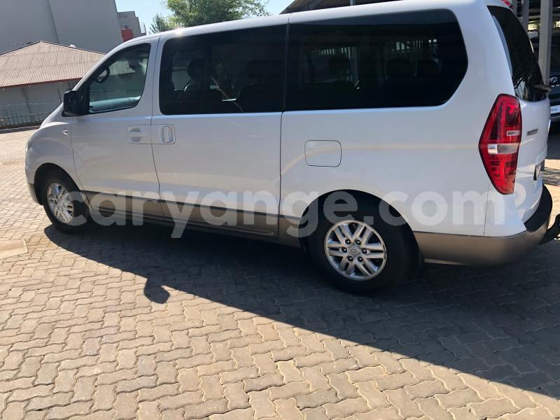 Big with watermark hyundai h1 namibia windhoek 12298