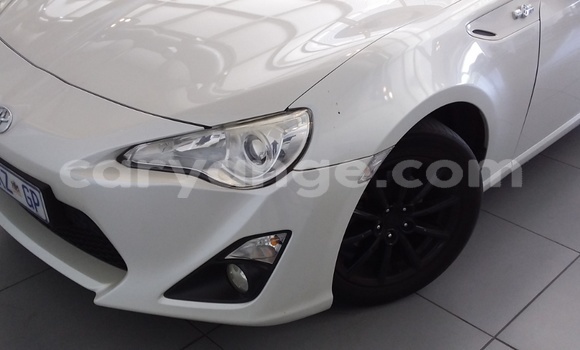 Buy Used Toyota Innova White Car in Karasburg in Karas Buy Used Toyota Innova White Car in Karasburg in Karas