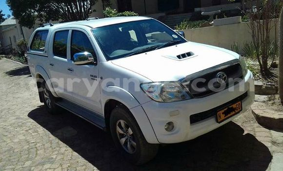 Buy Used Toyota Hilux White Car in Windhoek in Namibia Buy Used Toyota Hilux White Car in Windhoek in Namibia