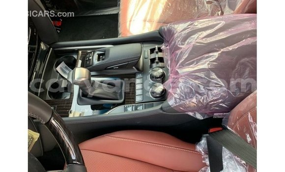 Acheter Import Voiture Lexus LX Noir à Import - Dubai, Namibie Acheter Import Voiture Lexus LX Noir à Import - Dubai, Namibie