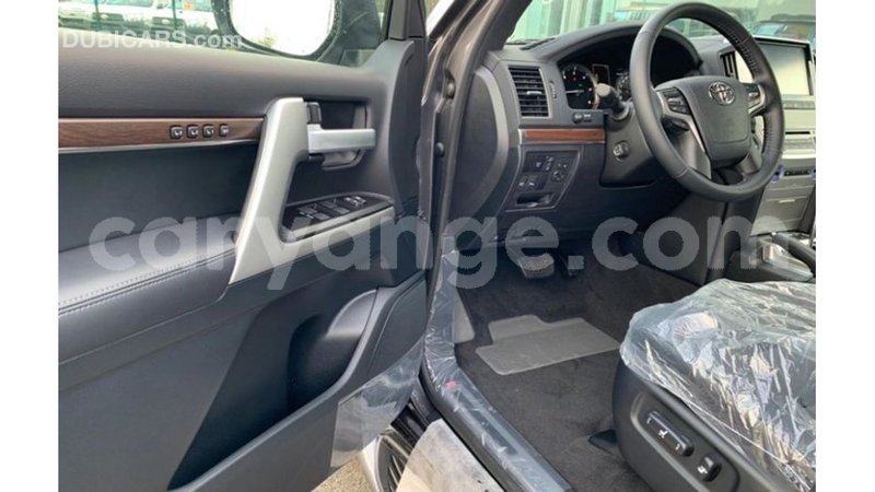 Big with watermark toyota land cruiser namibia import dubai 12314
