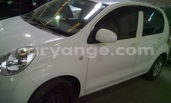 Buy Used Toyota Vitz White Car in Walvis Bay in Namibia Buy Used Toyota Vitz White Car in Walvis Bay in Namibia