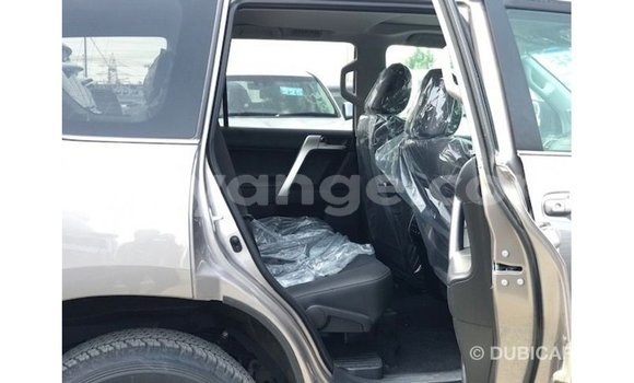 Acheter Import Voiture Toyota Prado Autre à Import - Dubai, Namibie Acheter Import Voiture Toyota Prado Autre à Import - Dubai, Namibie
