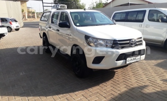 Buy Used Toyota Hilux White Car in Windhoek in Namibia Buy Used Toyota Hilux White Car in Windhoek in Namibia