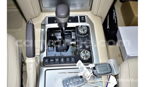 Buy Import Toyota Land Cruiser White Car in Import - Dubai in Namibia Buy Import Toyota Land Cruiser White Car in Import - Dubai in Namibia