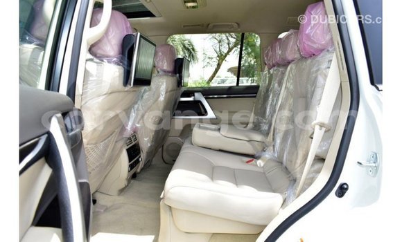 Buy Import Toyota Land Cruiser White Car in Import - Dubai in Namibia Buy Import Toyota Land Cruiser White Car in Import - Dubai in Namibia
