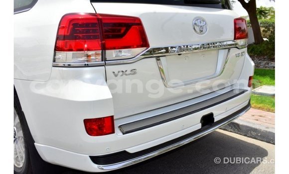 Buy Import Toyota Land Cruiser White Car in Import - Dubai in Namibia Buy Import Toyota Land Cruiser White Car in Import - Dubai in Namibia