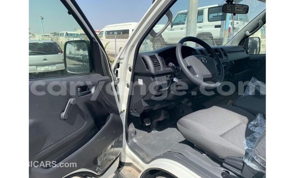 Buy Import Toyota 4Runner White Car in Import - Dubai in Namibia Buy Import Toyota 4Runner White Car in Import - Dubai in Namibia