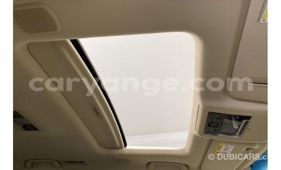 Acheter Import Voiture Toyota Land Cruiser Blanc à Import - Dubai, Namibie Acheter Import Voiture Toyota Land Cruiser Blanc à Import - Dubai, Namibie