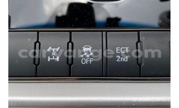 Acheter Import Voiture Toyota Land Cruiser Rouge à Import - Dubai, Namibie Acheter Import Voiture Toyota Land Cruiser Rouge à Import - Dubai, Namibie