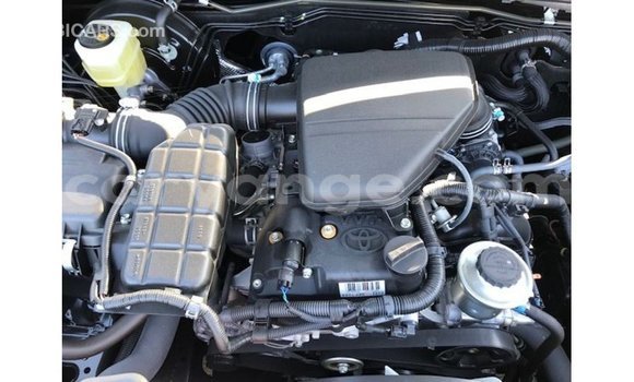 Acheter Import Voiture Toyota Prado Noir à Import - Dubai, Namibie Acheter Import Voiture Toyota Prado Noir à Import - Dubai, Namibie