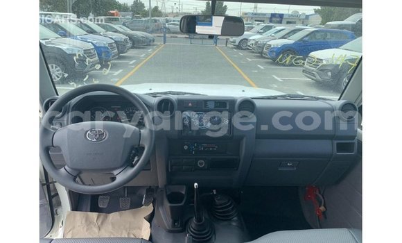 Buy Import Toyota Land Cruiser White Car in Import - Dubai in Namibia Buy Import Toyota Land Cruiser White Car in Import - Dubai in Namibia