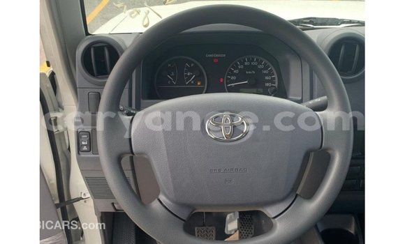 Buy Import Toyota Land Cruiser White Car in Import - Dubai in Namibia Buy Import Toyota Land Cruiser White Car in Import - Dubai in Namibia