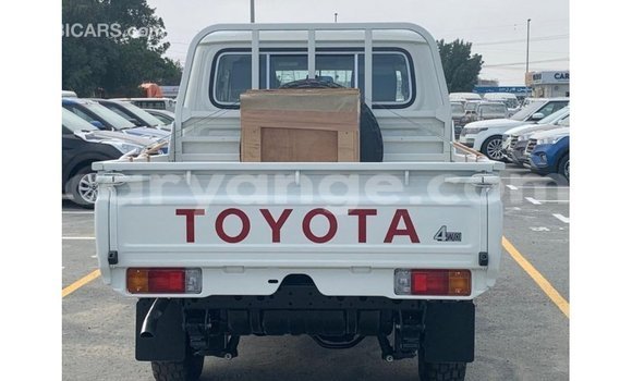 Buy Import Toyota Land Cruiser White Car in Import - Dubai in Namibia Buy Import Toyota Land Cruiser White Car in Import - Dubai in Namibia