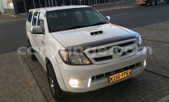 Buy Used Toyota Hilux White Car in Windhoek in Namibia Buy Used Toyota Hilux White Car in Windhoek in Namibia
