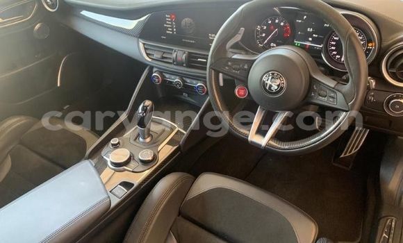 Acheter Occasion Voiture Alfa Romeo Giulia Bleu à Karasburg, Karas Acheter Occasion Voiture Alfa Romeo Giulia Bleu à Karasburg, Karas