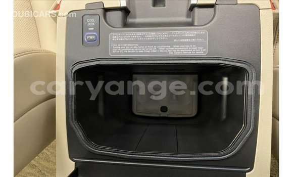 Acheter Import Voiture Toyota Land Cruiser Noir à Import - Dubai, Namibie Acheter Import Voiture Toyota Land Cruiser Noir à Import - Dubai, Namibie