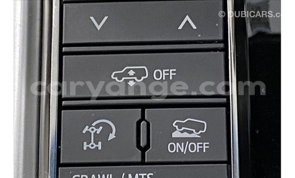 Acheter Import Voiture Toyota Land Cruiser Noir à Import - Dubai, Namibie Acheter Import Voiture Toyota Land Cruiser Noir à Import - Dubai, Namibie