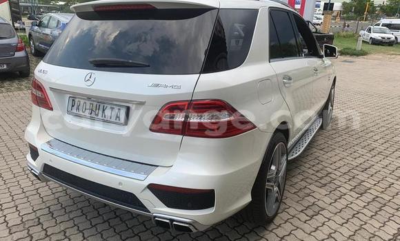 Buy Used Mercedes-Benz ML–Class White Car in Karasburg in Karas Buy Used Mercedes-Benz ML–Class White Car in Karasburg in Karas