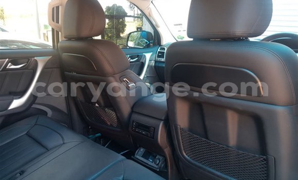 Buy Used Mercedes-Benz ML–Class White Car in Karasburg in Karas Buy Used Mercedes-Benz ML–Class White Car in Karasburg in Karas