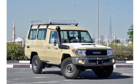 Buy Import Toyota Land Cruiser Beige Car in Import - Dubai in Namibia Buy Import Toyota Land Cruiser Beige Car in Import - Dubai in Namibia