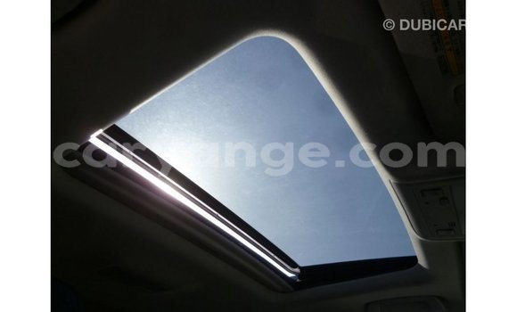 Acheter Import Voiture Toyota Land Cruiser Blanc à Import - Dubai, Namibie Acheter Import Voiture Toyota Land Cruiser Blanc à Import - Dubai, Namibie