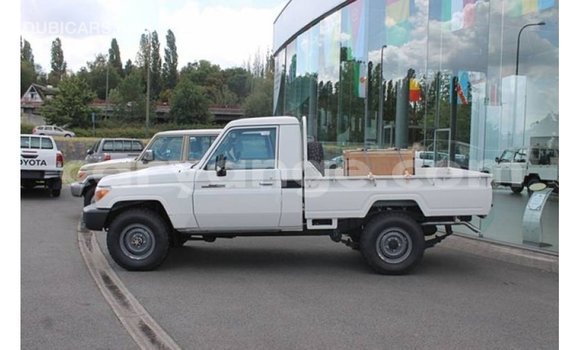 Buy Import Toyota Land Cruiser White Car in Import - Dubai in Namibia Buy Import Toyota Land Cruiser White Car in Import - Dubai in Namibia