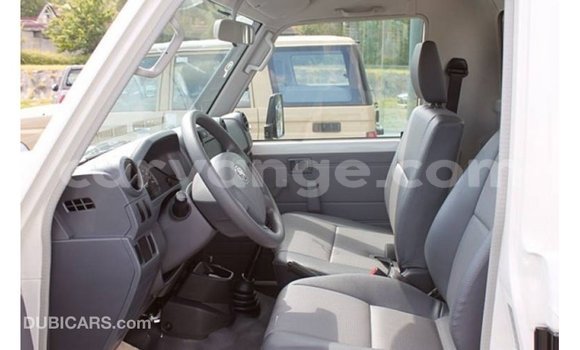 Buy Import Toyota Land Cruiser White Car in Import - Dubai in Namibia Buy Import Toyota Land Cruiser White Car in Import - Dubai in Namibia