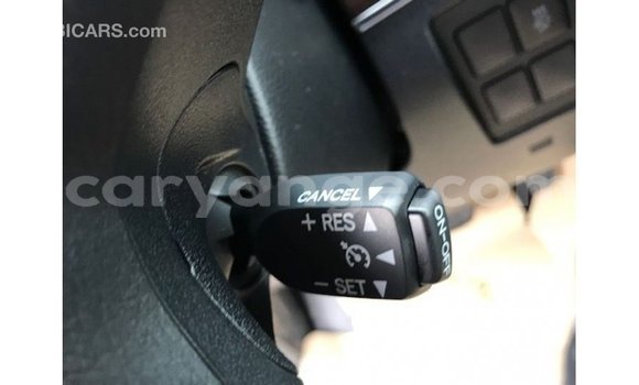 Acheter Import Voiture Toyota Land Cruiser Noir à Import - Dubai, Namibie Acheter Import Voiture Toyota Land Cruiser Noir à Import - Dubai, Namibie