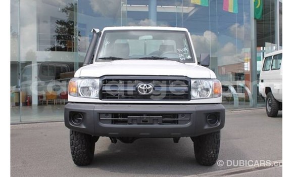 Buy Import Toyota Land Cruiser White Car in Import - Dubai in Namibia Buy Import Toyota Land Cruiser White Car in Import - Dubai in Namibia