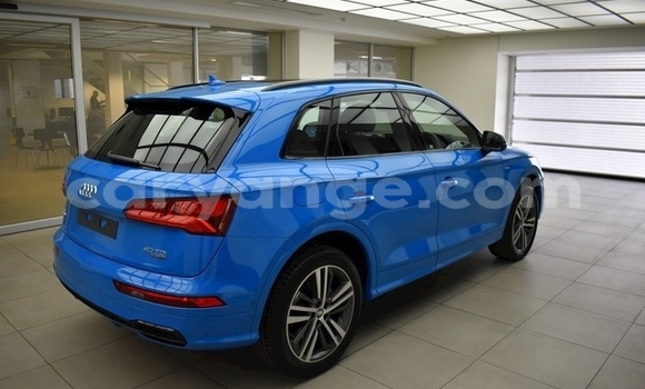 Buy Used Audi Q5 Blue Car in Karasburg in Karas Buy Used Audi Q5 Blue Car in Karasburg in Karas