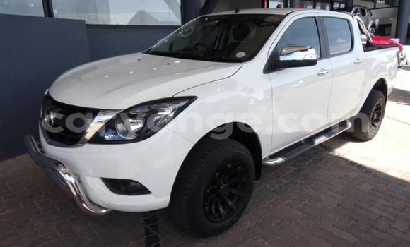 Buy Used Mazda BT-50 White Car in Walvis Bay in Namibia Buy Used Mazda BT-50 White Car in Walvis Bay in Namibia