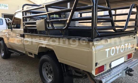 Acheter Occasion Voiture Toyota Land Cruiser Beige à Karasburg, Karas Acheter Occasion Voiture Toyota Land Cruiser Beige à Karasburg, Karas