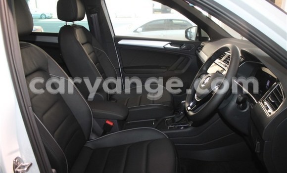 Acheter Occasion Voiture Toyota Land Cruiser Beige à Karasburg, Karas Acheter Occasion Voiture Toyota Land Cruiser Beige à Karasburg, Karas