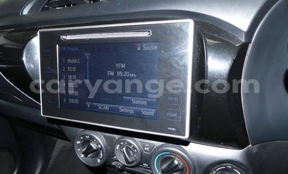 Acheter Occasion Voiture Toyota Hilux Blanc à Karasburg, Karas Acheter Occasion Voiture Toyota Hilux Blanc à Karasburg, Karas